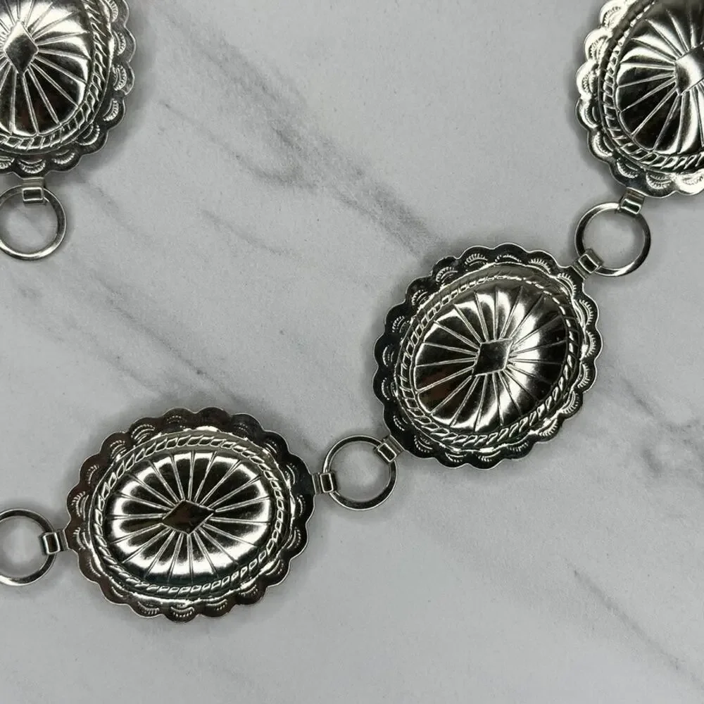 Womens Silver Tone Oval Concho Ribbed Dome Chain Belt Small/Medium (S/M) ✨